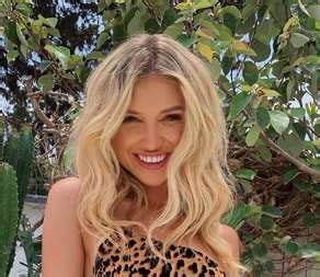 Gabrielle Epstein Height, Weight, Age, Body Statistics。